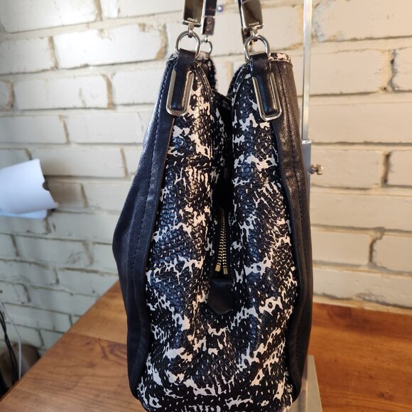 Like New Coach Phoebe BLack & White Python Shoulder Bag Purse - Picture 5 of 14